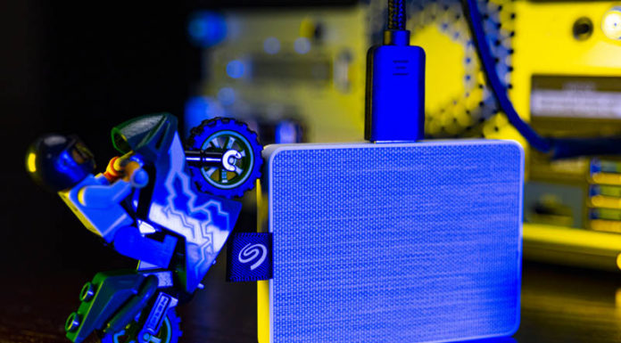 Seagate One Touch 500GB USB 3.0 SSD Review Seagate One Touch 500GB USB 3 SSD Cover