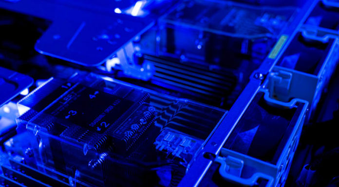 Supermicro 2029UZ-TN20R25M Review 2U Direct-Attach NVMe Storage Supermicro 2029UZ TN20R25M Cover Blue