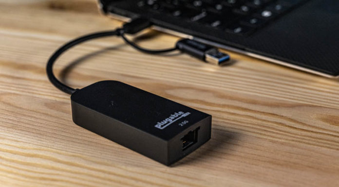 Plugable 2.5GbE USB-C and USB to Ethernet Adapter Review Plugable USB 3 2.5GbE Adapter In USB C
