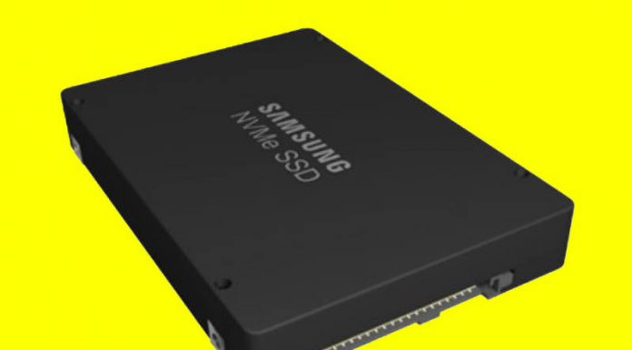 Samsung PM9A3 PCIe Gen4 NVMe Data Center SSDs Released Samsung PM9A3 NVMe U.2 Cover