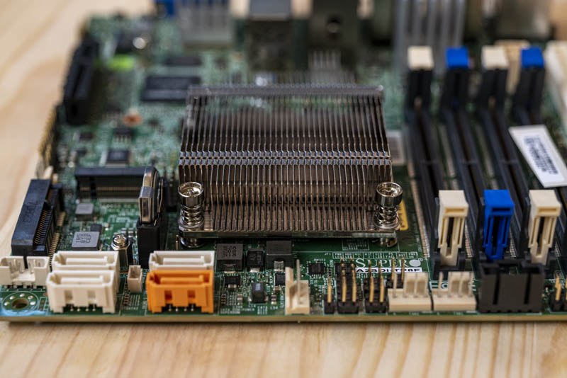 Supermicro A2SDi TP8F Atom C3858 Heatsink