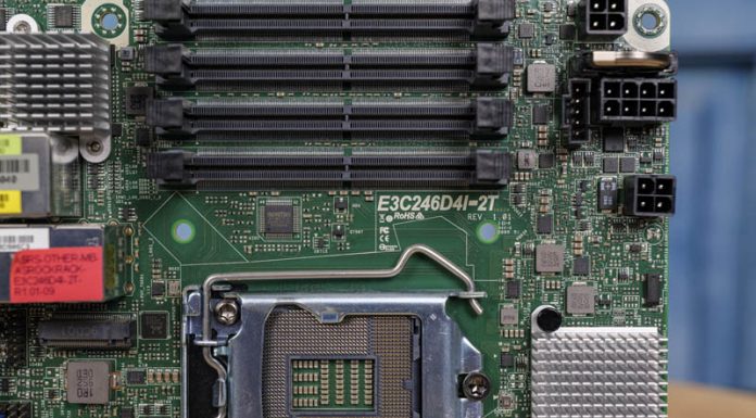 ASRock Rack E3C246D4I-2T mITX Xeon E-2200 Review ASRock Rack E3C246D4I 2T Cover