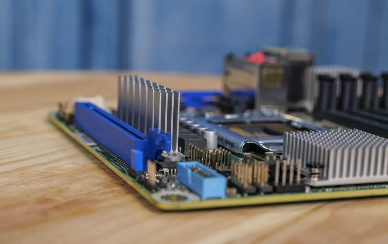 ASRock Rack E3C246D4I 2T PCIe Slot