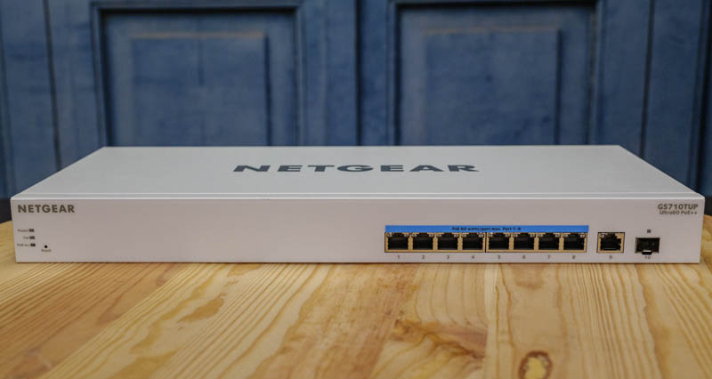 Netgear GS710TUP Font