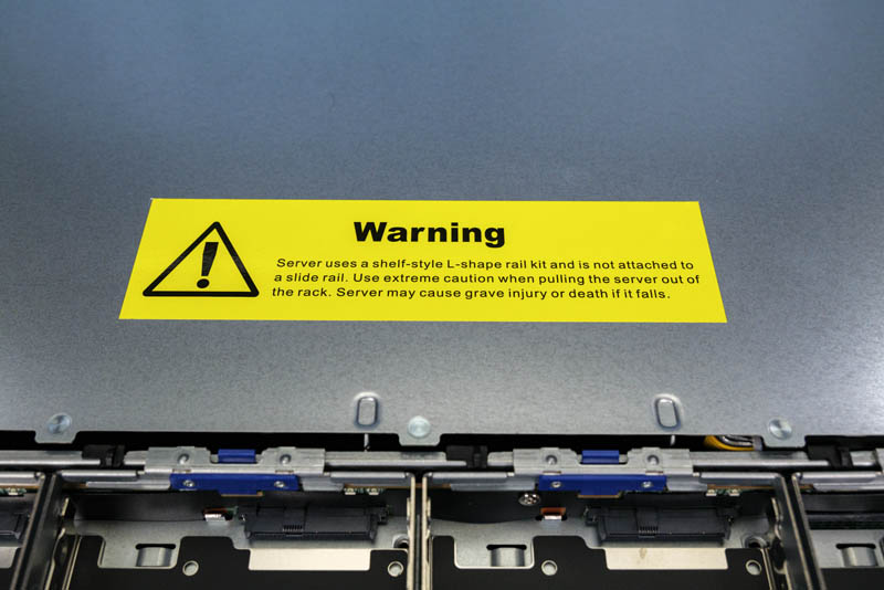 Tyan Thunder SX GT90 B7113 Warning L Shaped Rails Used