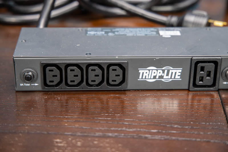 Tripp Lite PDU1230 4x Front C13