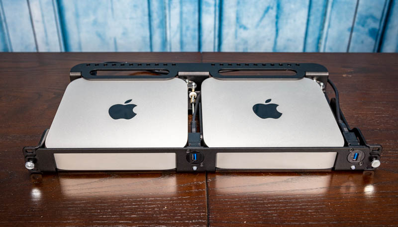 MyElectronics.nl 2x Apple Mac Mini M1 In Rack Rear