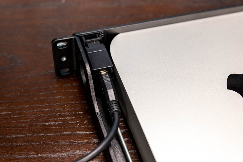MyElectronics.nl Apple Mac Mini Rack USB Side And Push Rod