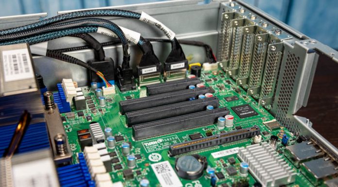 Tyan Transport SX TS65-B8253 2U AMD EPYC Storage Server Review Tyan Transport SX TS65 B8253 PCIe LP Slots No Riser