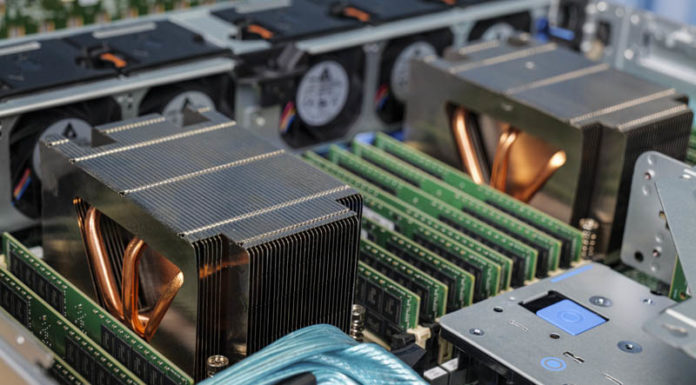 Dell EMC PowerEdge R7525 Review Flagship Dell Dual-Socket Server Dell EMC PowerEdge R7525 Internal View Heatsinks And Memory Angle