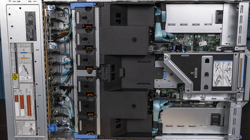 Dell EMC PowerEdge R7525 Internal View With Airflow Guide