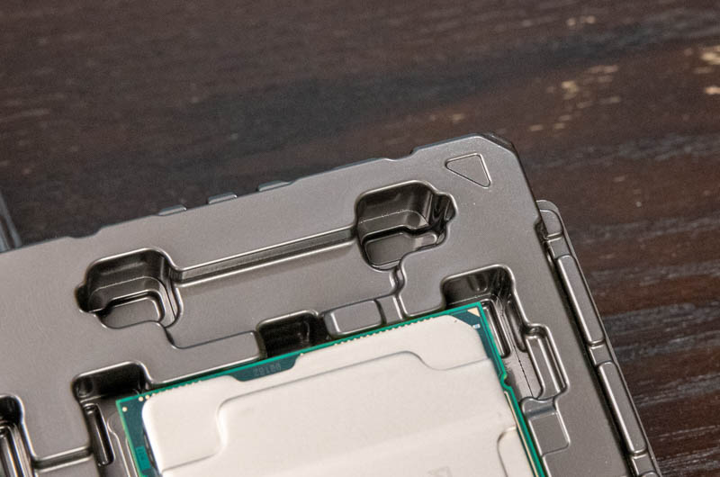 3rd Gen Intel Xeon Scalable Tray And CPU Key Aligned