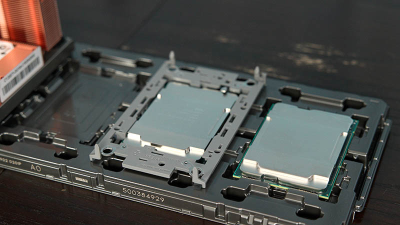 3rd Gen Xeon Scalable In Tray With Clip Installed