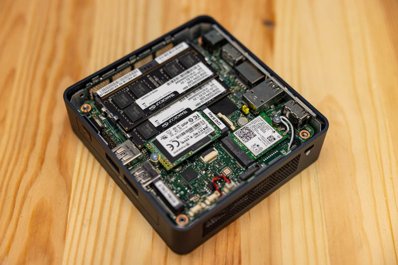 Intel NUC 11 Pro (NUC11TNKi5) Review: Tiny Package, Big Potential