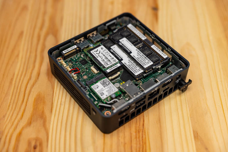 Intel NUC 11 Pro Kit (NUC11TNKi5, 'Tiger Canyon') Review