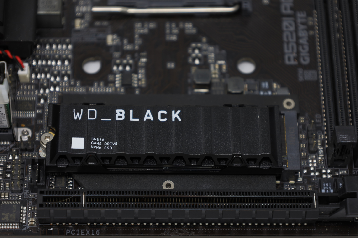 TEST: Western Digital WD_BLACK SN850X 2To