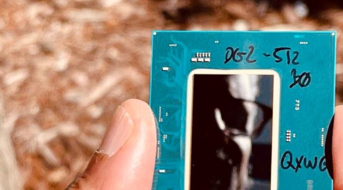 Intel Xe-HPG DG2 GPU Shown in Public Intel Xe HPG DG2 GPU June 2021
