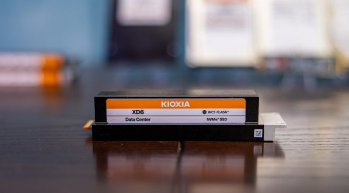 Facebook Leveraging EDSFF E1.S 25mm in Yosemite V3 Kioxia XD6 E1.S 25mm Example 1