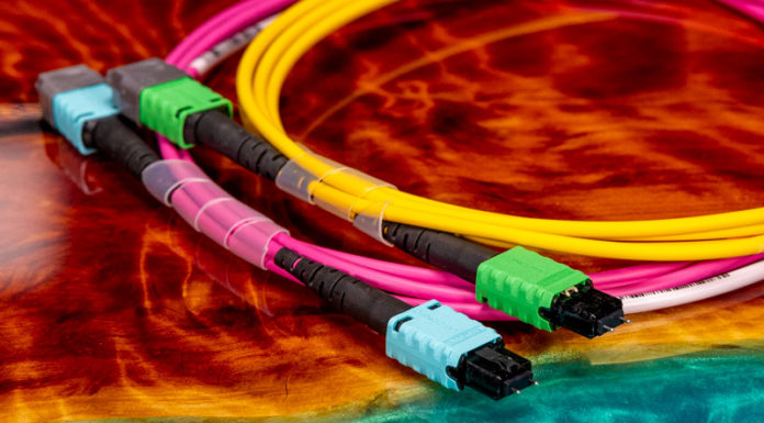 APC and UPC in Fiber Connectors and Why This Matters MTP 12 OM4 MM Male UPC And OS2 SM Male APC Fiber Optic Cable Connectors