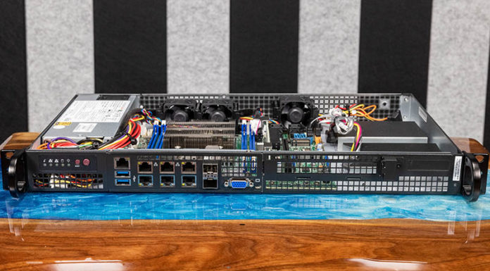 Supermicro SYS-5019D-4C-FN8TP Review 1U Server with Networking Supermicro SYS 5019D 4C FN8TP Cover