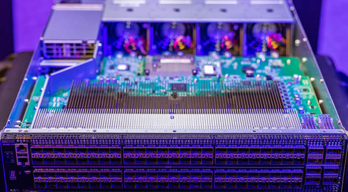 Dell S5296F-ON Review 96x 25GbE and 8x 100GbE Switch Dell S5296F ON Blue Cover