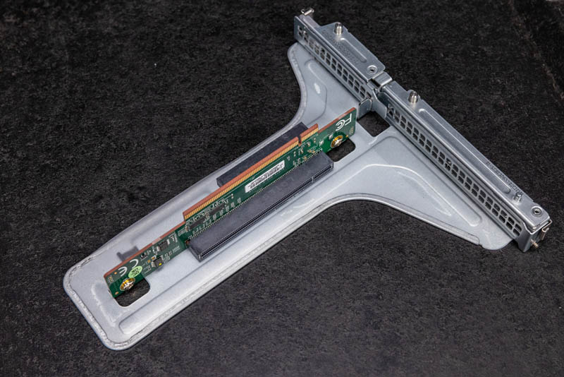 Supermicro SYS 510T MR PCIe Gen4 Riser