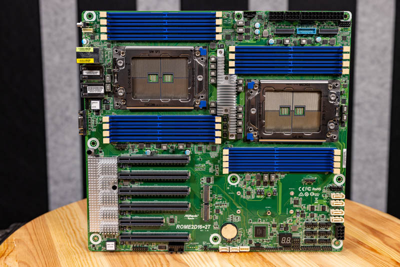 ASRock Rack ROME2D16 2T Oculink Between DIMMs And PCIe