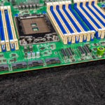 ASRock Rack ROME2D32GM 2T SlimSAS Edge Connectors Left