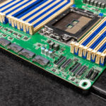 ASRock Rack ROME2D32GM 2T SlimSAS Edge Connectors Right