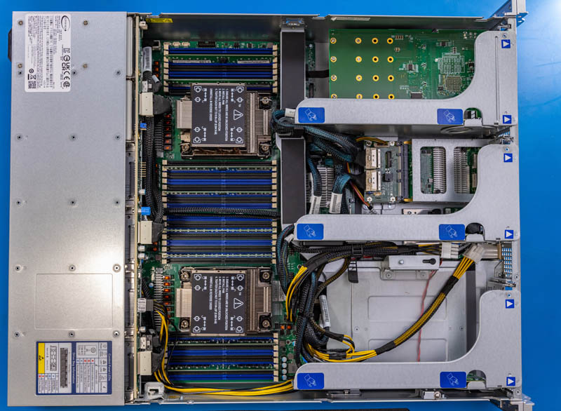 Supermicro Hyper E SYS 220HE FTNR Overview