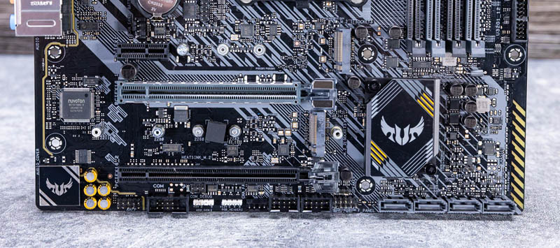 ASUS TUF B550M PLUS WI FI PCIe And B550 Chipset Heatsink