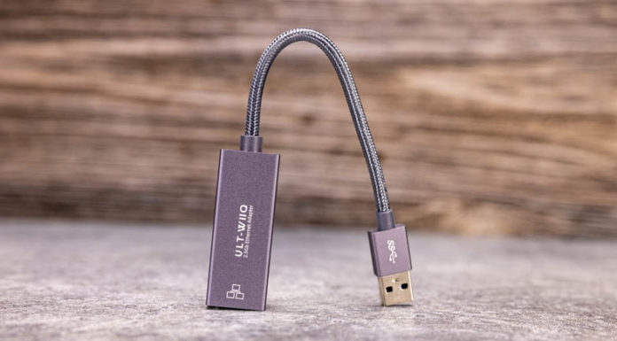 ULT-WIIQ USB 3 to 2.5GbE Network Adapter Review ULT WIIQ USB 3 To 2.5GbE Adapter On End
