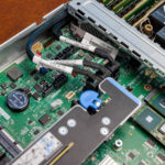 Inspur NF5180M6 Aux Connectors With Risers