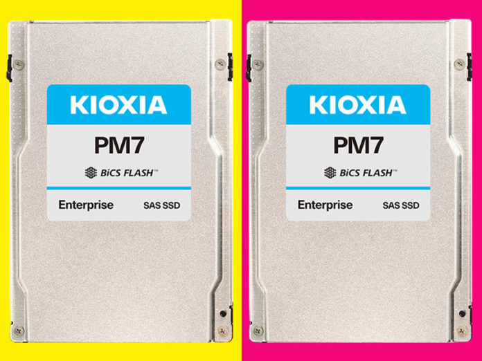Kioxia PM7 24G SAS4 Cover