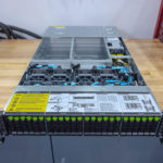 Gigabyte H262 ZL0 Front Top View Without Nodes 2