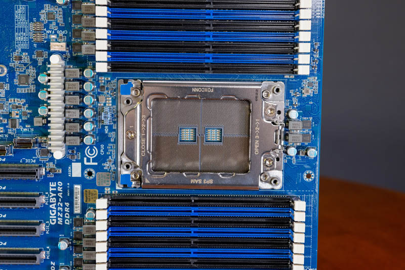 Gigabyte MZ32 AR0 AMD EPYC Motherboard CPU Socket