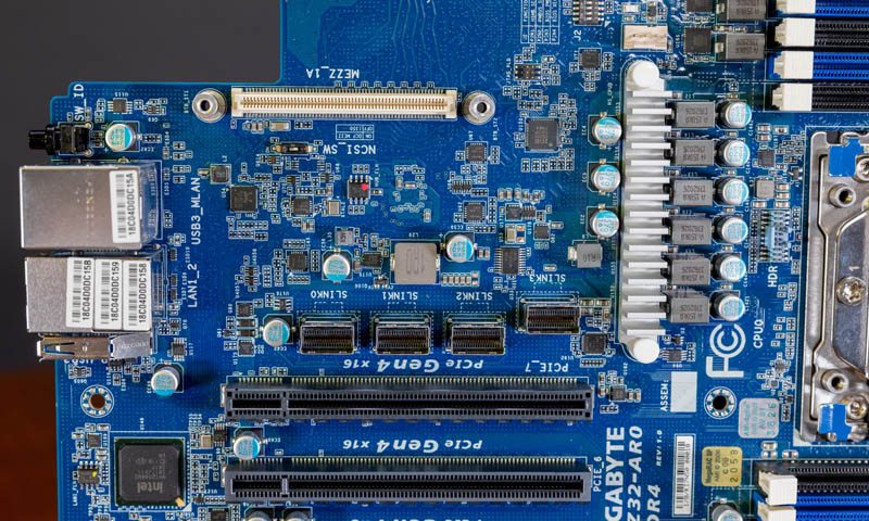 Gigabyte MZ32 AR0 AMD EPYC Motherboard M.2 And SlimLine From Corner