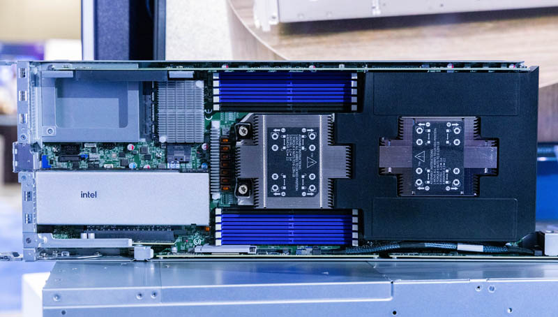 Intel Arctic Sound Low Profile In Supermicro BigTwin Node