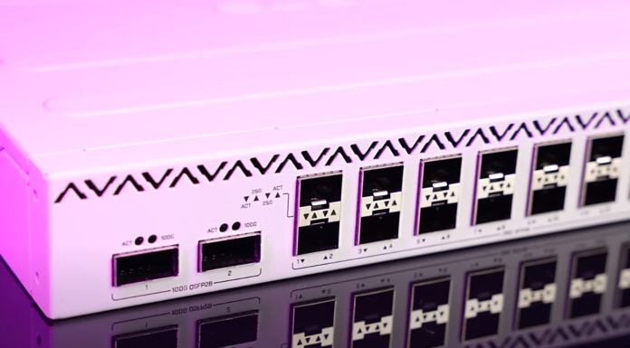 MikroTik CRS518-16XS-2XQ-RM 25GbE and 100GbE Switch Launched MikroTik CRS518 16XS 2XQ RM Front QSFP28 Ports