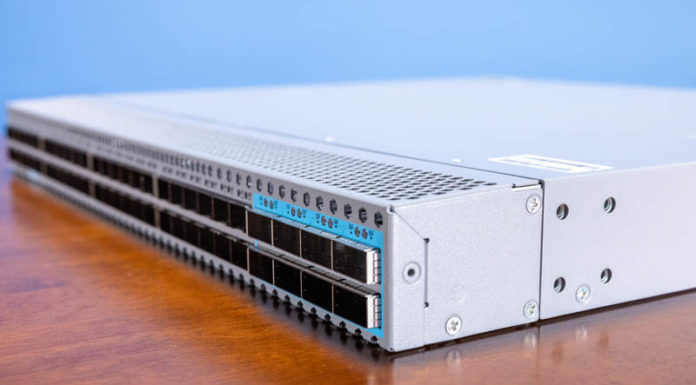 FS N8560-48BC 48x 25GbE 8x 100GbE Switch Review FS N8560 48BC Front Angle