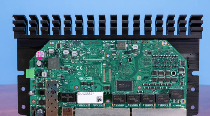 MikroTik RB5009UPr+S+IN PoE Router Mini Review MikroTik RB5009UPr+S+IN Internal Overview