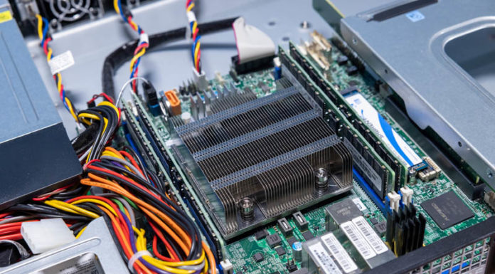 Supermicro SYS-110D-16C-FRAN8TP Review 25GbE Intel Ice Lake D 1U Server Supermicro SYS 110D 16C FRAN8TP With X12SDV 16C SPT8F Internal Configured 2