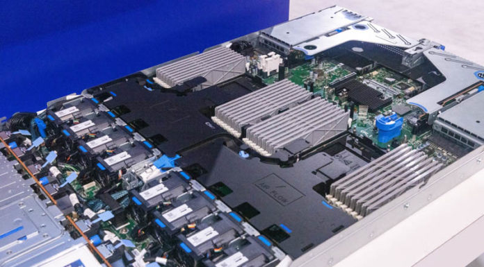 New QCT VMware Cloud Foundation Microsoft Azure HCI and Enterprise AI Solutions QCT QuantaGrid D54X 1U Intel Innovation 2022 6