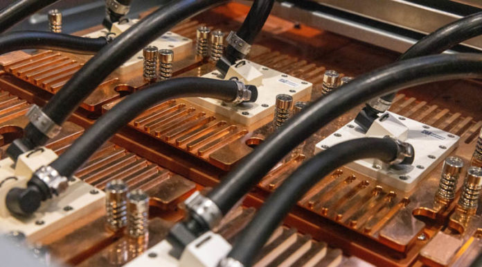 Wiwynn Shows an 8kW Accelerator Liquid Cooling Solution at OCP Summit 2022 Wiwynn At OCP Summit 2022 8x OAI OAM Accelerator 1kW Liquid Cooling 2