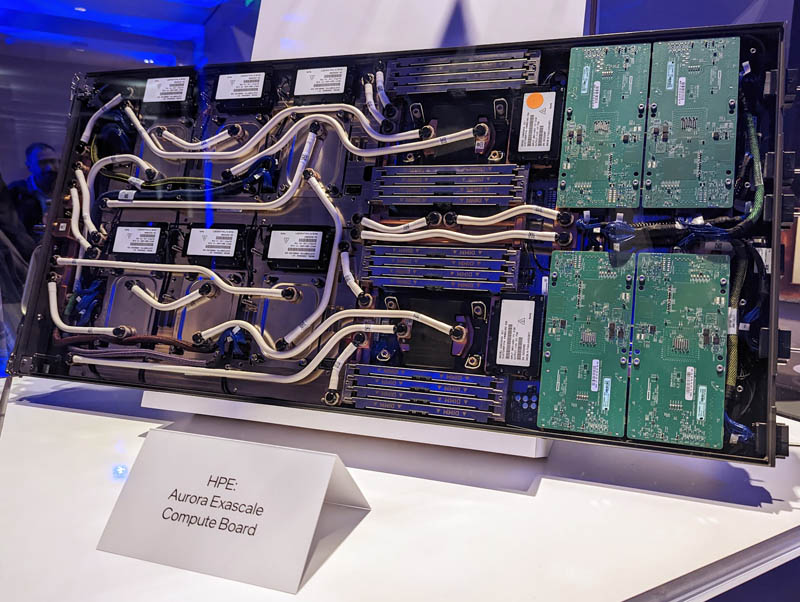 Intel Xeon Sapphire Rapids Platforms Shown Before SC22