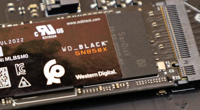 WD Black SN850X 1TB PCIe Gen4 M.2 NVMe SSD Review WD Black SN850X 1TB Cover
