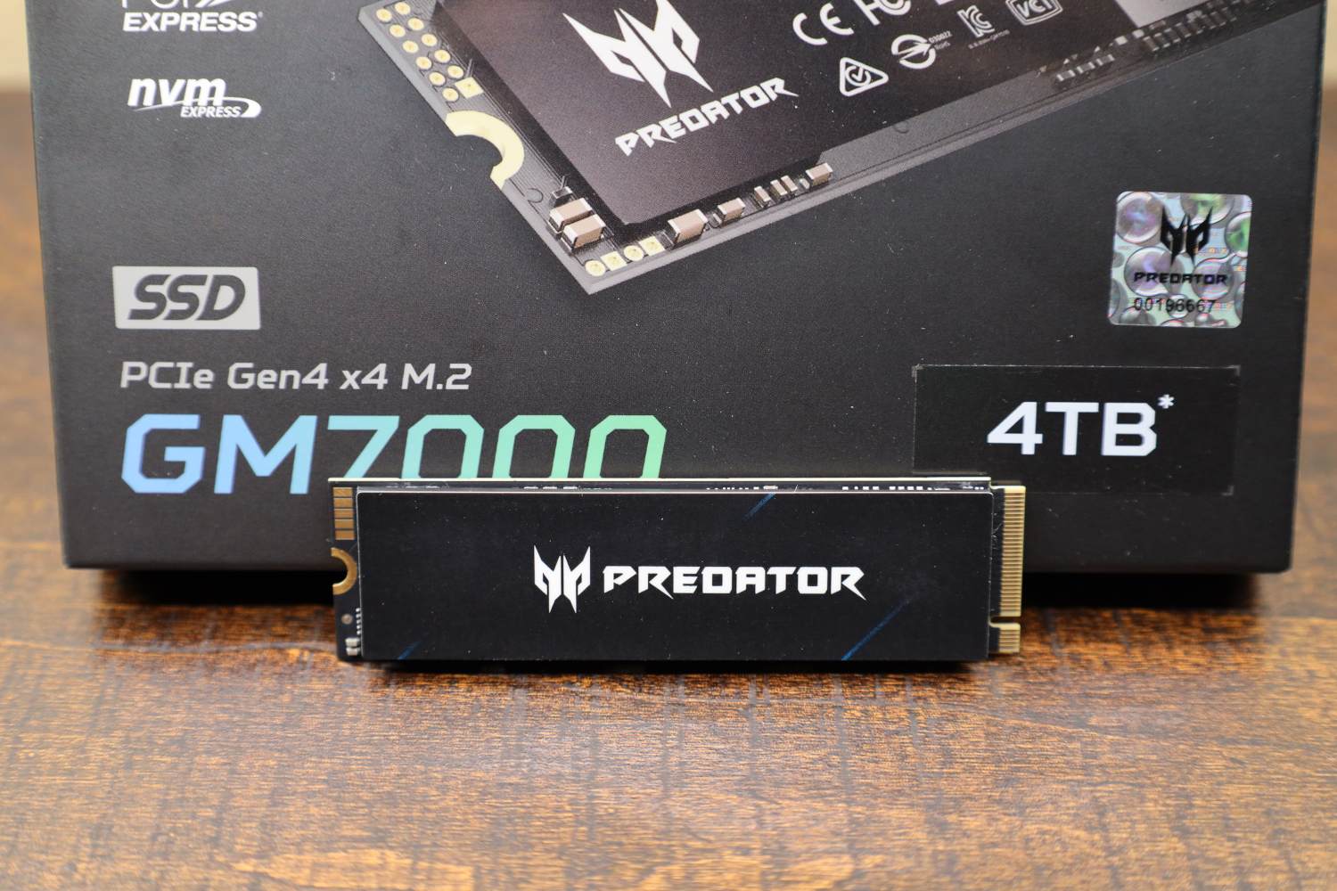 Predator GM7000 1TB Box