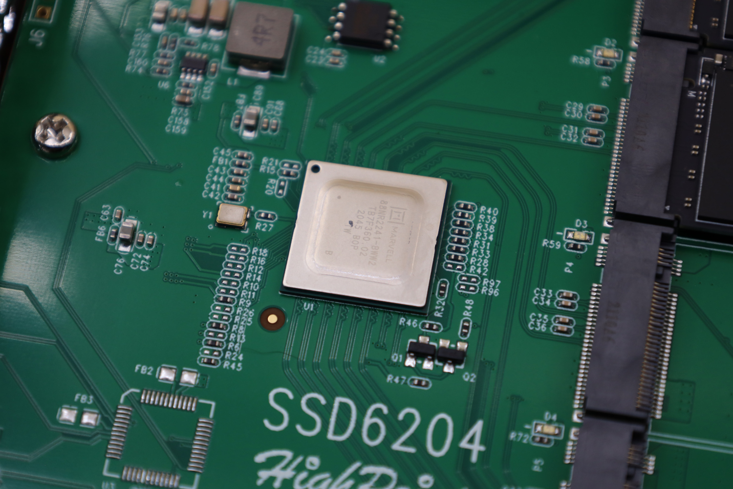 HighPoint SSD6204 Controller