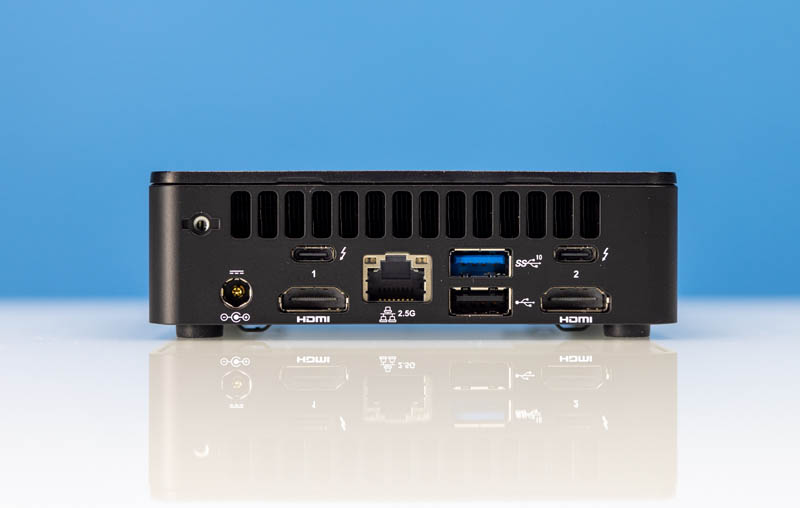 Intel NUC 12 Pro Wall St Canyon NUC12WSKi7 Rear