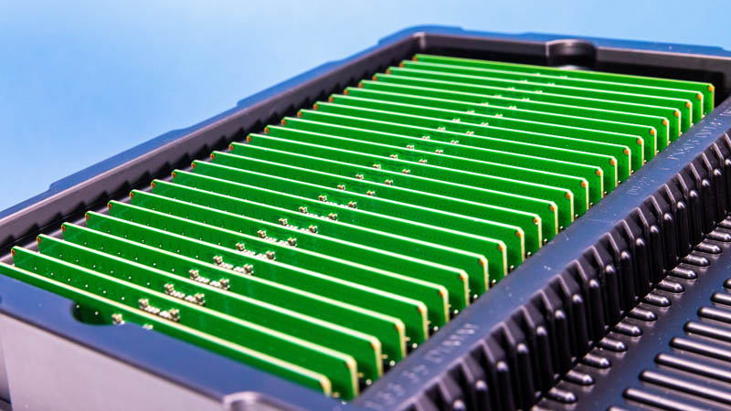Micron DDR5 RDIMM Tray 2